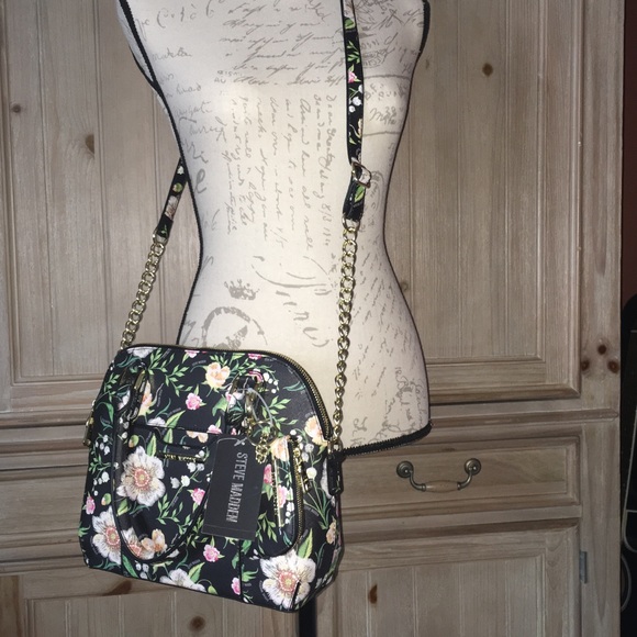 *SOLD* NWT Steve Madden Black Floral Crossbody - Picture 6 of 8